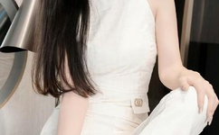 学渣坐在学霸的棒棒上写作业